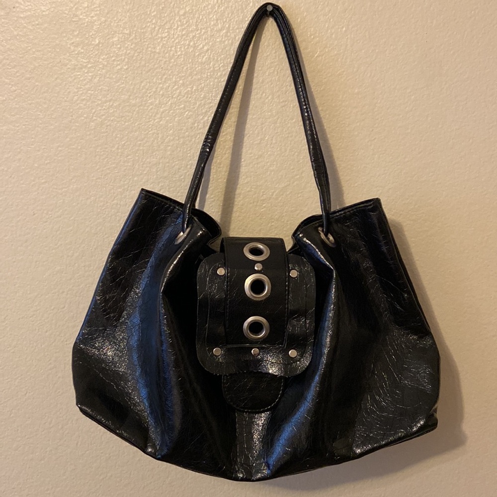 5/$10❤️❤️❤️Vegan Black Shiny 19.75”x 10” Shoulder Bag